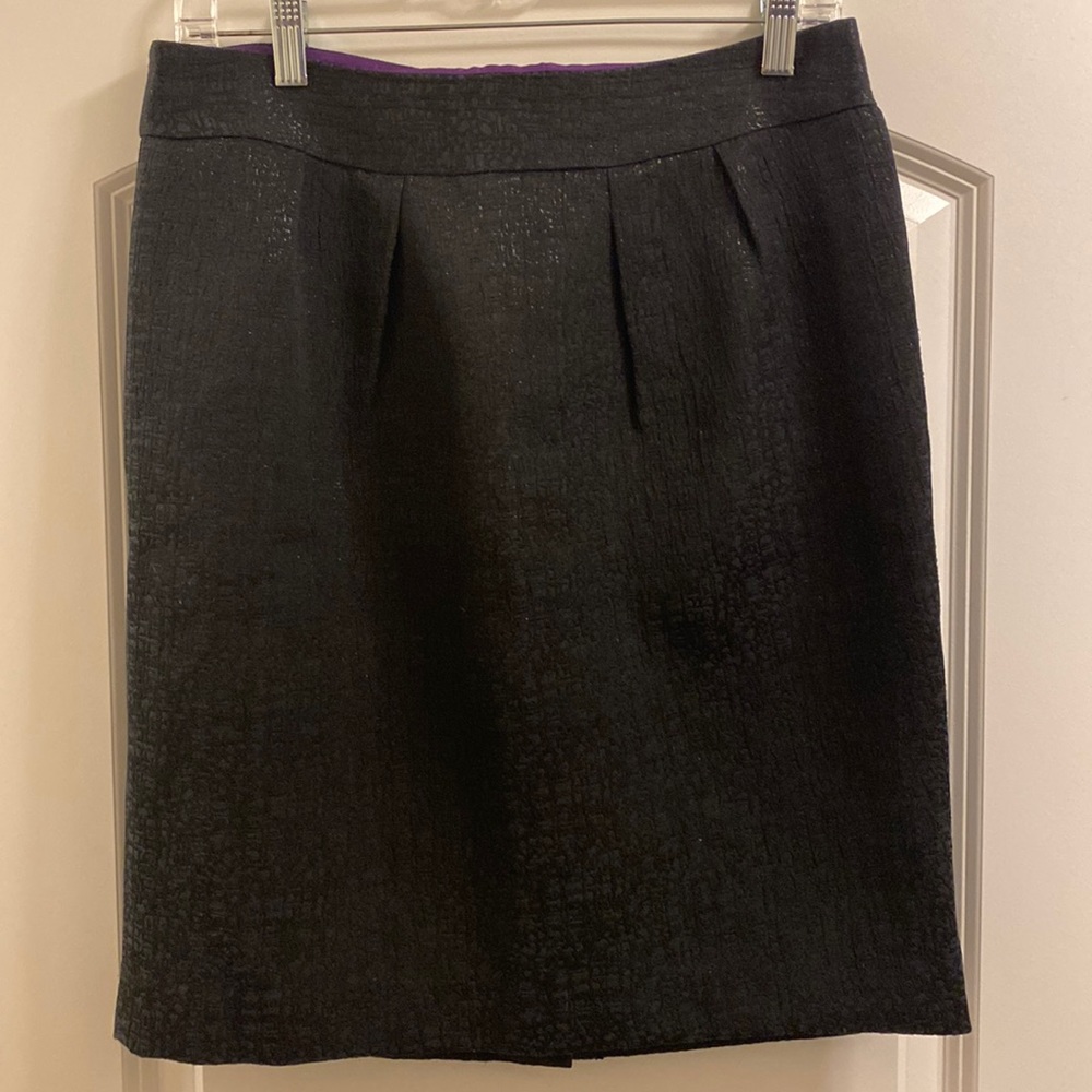 Black skirt